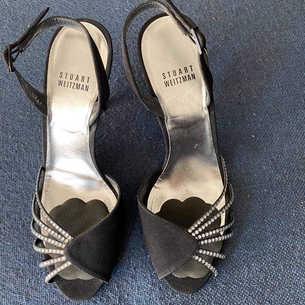 Stuart Weitzman Bejewelled Black Slingback heels. Size 7. Beautiful shoes.